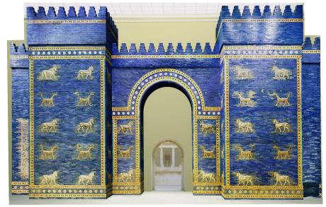La porta di Ishtar a Babilonia (oggi al Pergamon museum di Berlino)