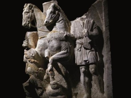 Al Quirinale aperta la mostra "La memoria ritrovata. Tesori recuperati dall'Arma dei Carabinieri"