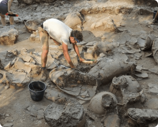 Un team interdisciplinare sta sottoponendo Tel Kabri a molteplici analisi