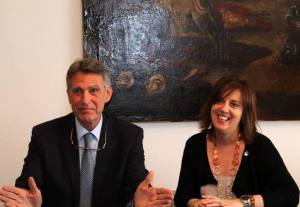 Il presidente di Nuova Banda Marino Breganze e l'assessore regionale Mariarita Sgarlata