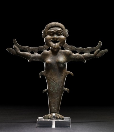 Gorgone da Chiusi (VI secolo a.C.) oggi al British Museum: in prestito a Cortona