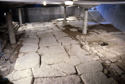 Dopo la fase romana, è attestato un edificio connesso alla più antica sede episcopale di Feltre 