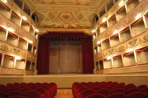 Il Teatro de la Sena di Feltre è ospitato al primo piano del Palazzo della Ragione