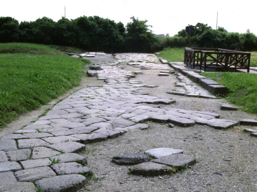 Altino romana era in una posizione strategica all'incrocio della via Annia e della via Claudia Augusta