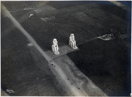 I colossi di Memnone a Tebe Ovest nelle foto di Theodor Kofler