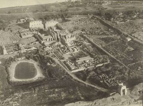Il grande complesso templare di Karnak fotografato nel 1914 da Kofler