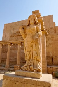 Le imponenti vestigia della città di Hatra in Iraq