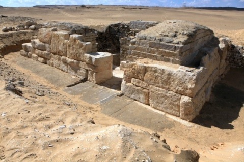 La tomba di Khentkaus III, regina finora sconosciuta della V Dinastia, scoperta ad Abusir vicino a Saqqara