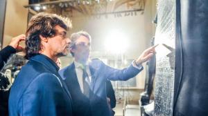 Alberto Angela col direttore Christian Greco durante le riprese