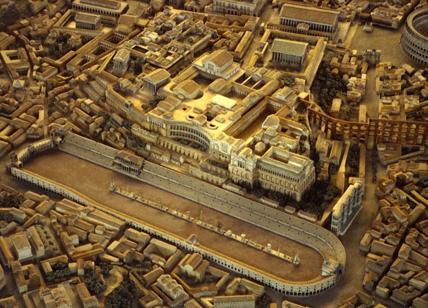 Il plastico del Circo Massimo a Roma: si vede l'arco di Tito nell'emiciclo