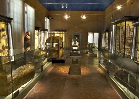 La sala VIII del museo Egizio di Firenze riallestita in occasione dell'XI congresso di Egittologia