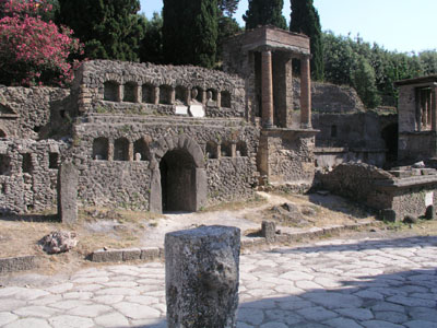 La necropoli di Porta Nola a Pompei dove opera una missione internazionale