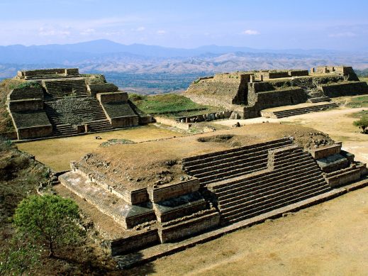 Le piramidi di Monte Alban, capitale religiosa del popolo Zapateco