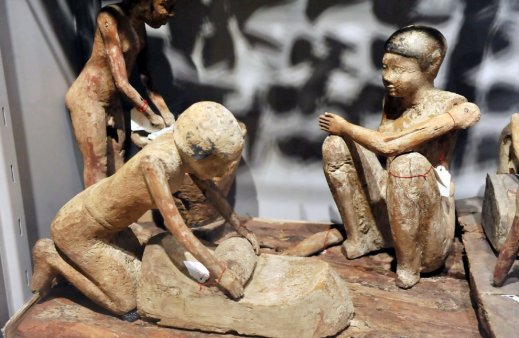 Il Museo Egizio ha aperto al pubblico i magazzini creando le Gallerie della Cultura Materiale