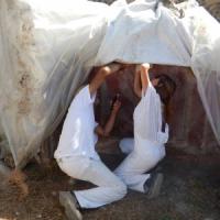 Sopralluogo dei restauratori sotto i teloni