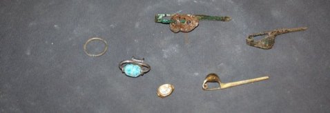 Il tesoro della principessa bambina: corredo funebre intatto della Tomba dello scarabeo d'oro nei laboratori della Fondazione Vulci