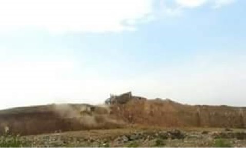 Una delle immagini pubblicate sulla pagina Fb di Archeologia Viva: un cumulo di macerie al posto della porta di Nergal