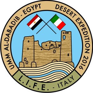 Logo della missione italo-egiziana 2016 a Umm al-Dabadib del progetto Life