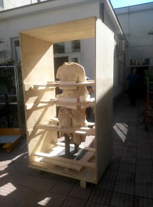 La Venere Callipigia imballata pronta per affrontare il tour