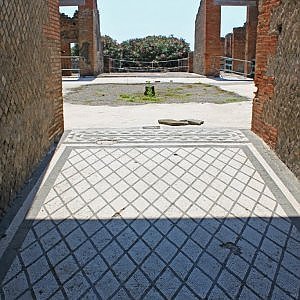 A Pompei riapre al pubblico la Casa dei Mosaici geometrici 