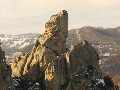 Il complesso megalitico di Petre de la Mola nel parco di Gallipoli Cognato nelle Piccole Dolomiti Lucane