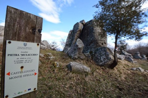 Sul monte Stella nel Cilento c'è il megalite Preta ru Mulacchio