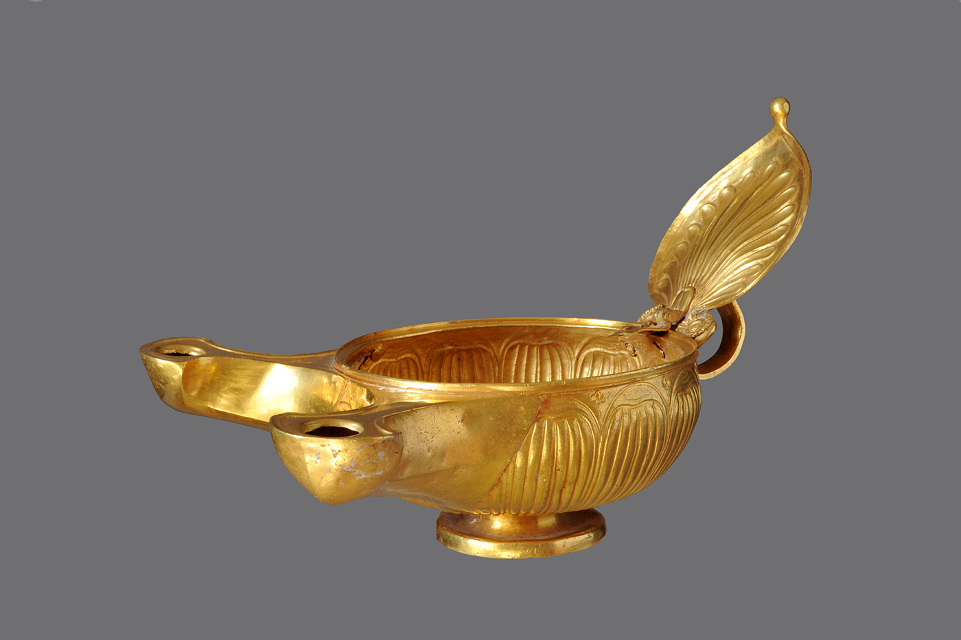 napoli_mann_campania romana_lucerna-in-oro_foto-mann