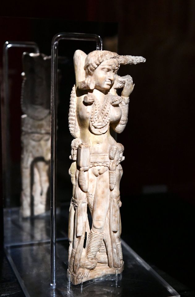 roma_colosseo_mostra-pompei_statuetta-dea-indiana_da-pompei-mann_foto-Bruno-angeli_-PArCo