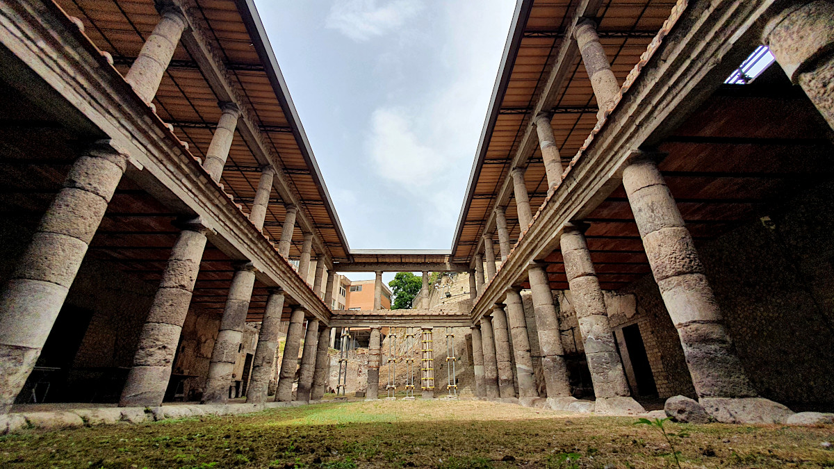 oplontis_villa_b_panoramica_2_foto-parco-archeologico-pompei