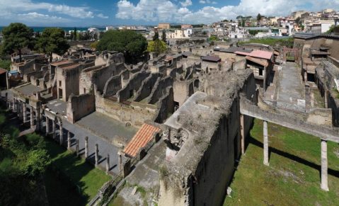 ercolano_veduta-panoramica-area-archeologica_foto-paerco