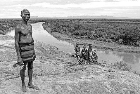 film_etiopia_uomini-karo-nella-valle-dell-omo_foto-lucio-rosa