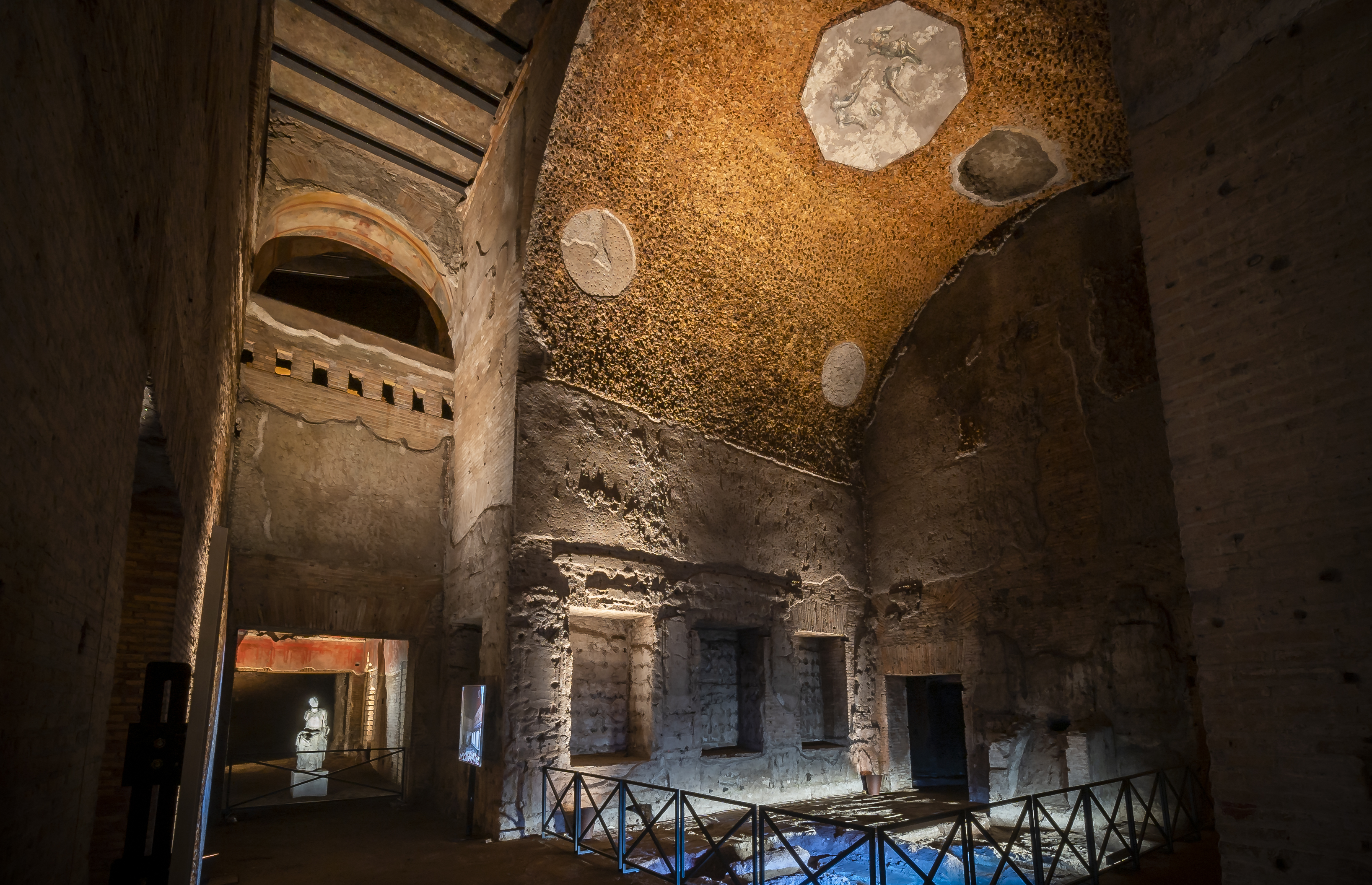 roma_domus-aurea_padiglione-solle-oppio_sala-45_nuova-illuminazione_6_foto-ERCO-illuminazione