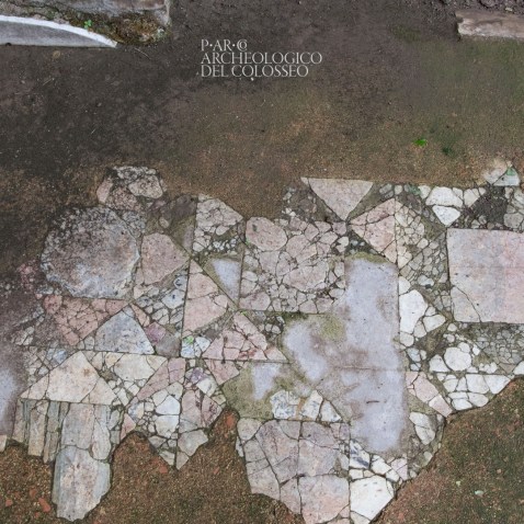 roma_foro-romano_mosaici-casa-delle-vestali_tablino_opus-sectile_foto-PArCo