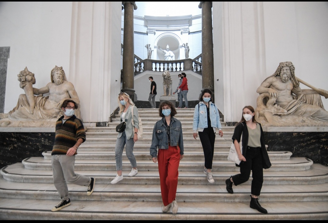 napoli_mann-che-storia_libro-di-giulierini_personale-visitatori_foto-di-riccardo-siano