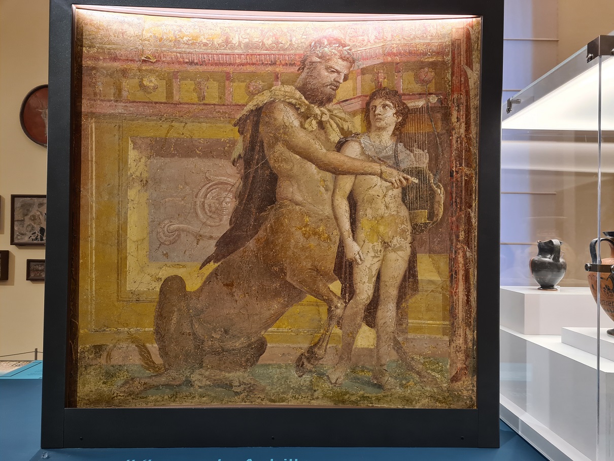 napoli_mann_achille-e-chirone_affresco-da-basilica-di-ercolano_foto-graziano-tavan