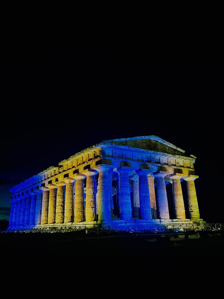 paestum_contro-la-guerra_tempio-di-nettuno_foto-pa-paeve