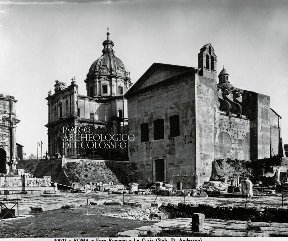 roma_foro-romano_curia-iulia_esterno_chiesa-sant-adriano_foto-PArCo