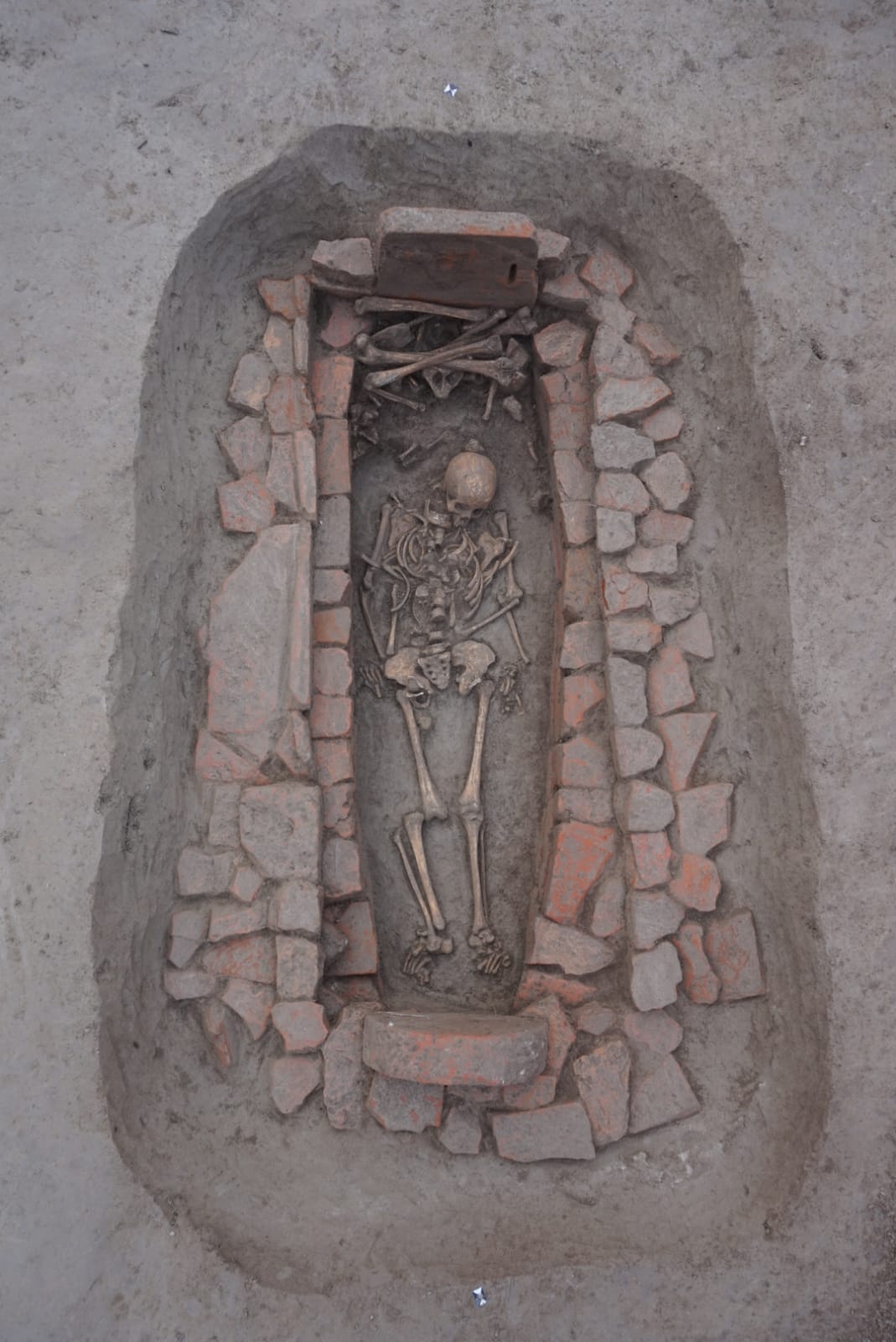 san-martino-dall-argine_scoperte-11-tombe_3_foto-sabap-cr-lo-mn