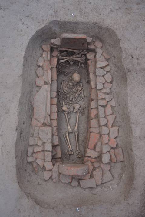 san-martino-dall-argine_scoperte-11-tombe_3_foto-sabap-cr-lo-mn