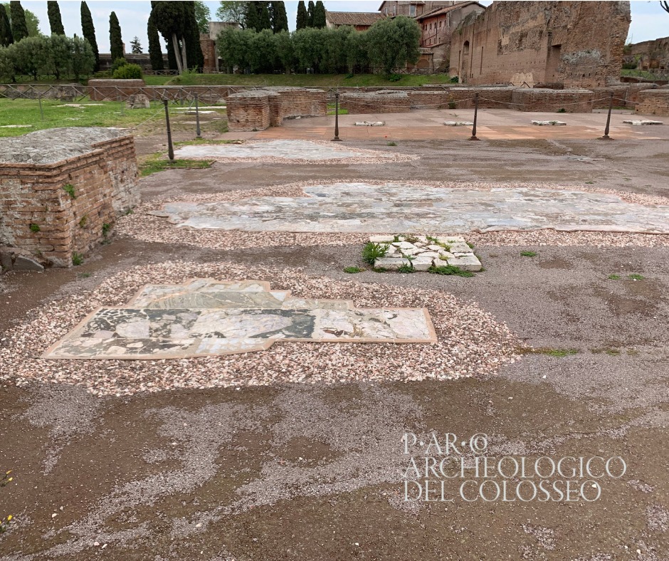roma_palatino_domus-augustana_aula-biabsidata_pavimento-a-lastre_foto-PArCo