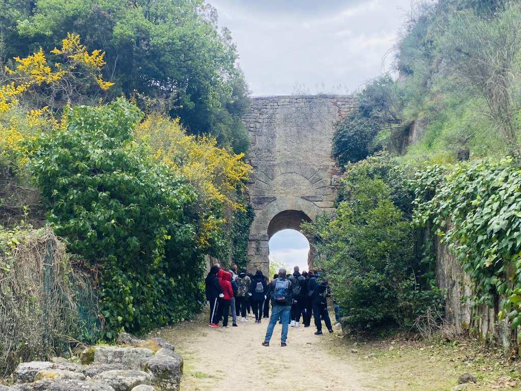 velia_visitatori a Porta Rosa_foto-pa-paeve