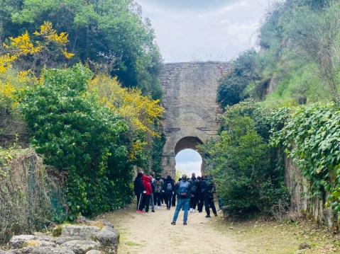 velia_visitatori a Porta Rosa_foto-pa-paeve