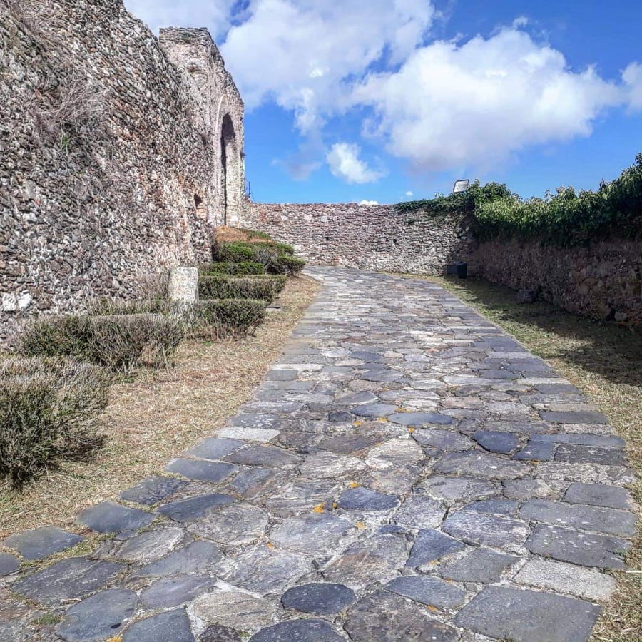 vibo-valentia_antica-hipponion_mura-urbiche_foto-drm-calabria