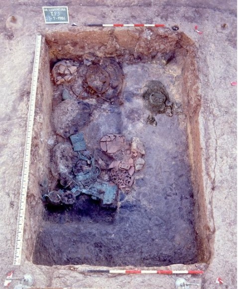 roma_necropoli-via-laurentina_tomba-93_foto-mnr-roma