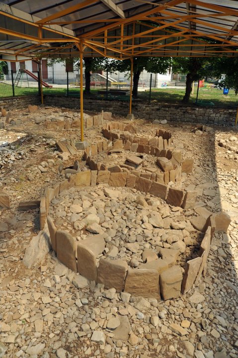 mel_valbelluna_necropoli-paleoveneta_recinti-funerari_1_foto-sabap-ve