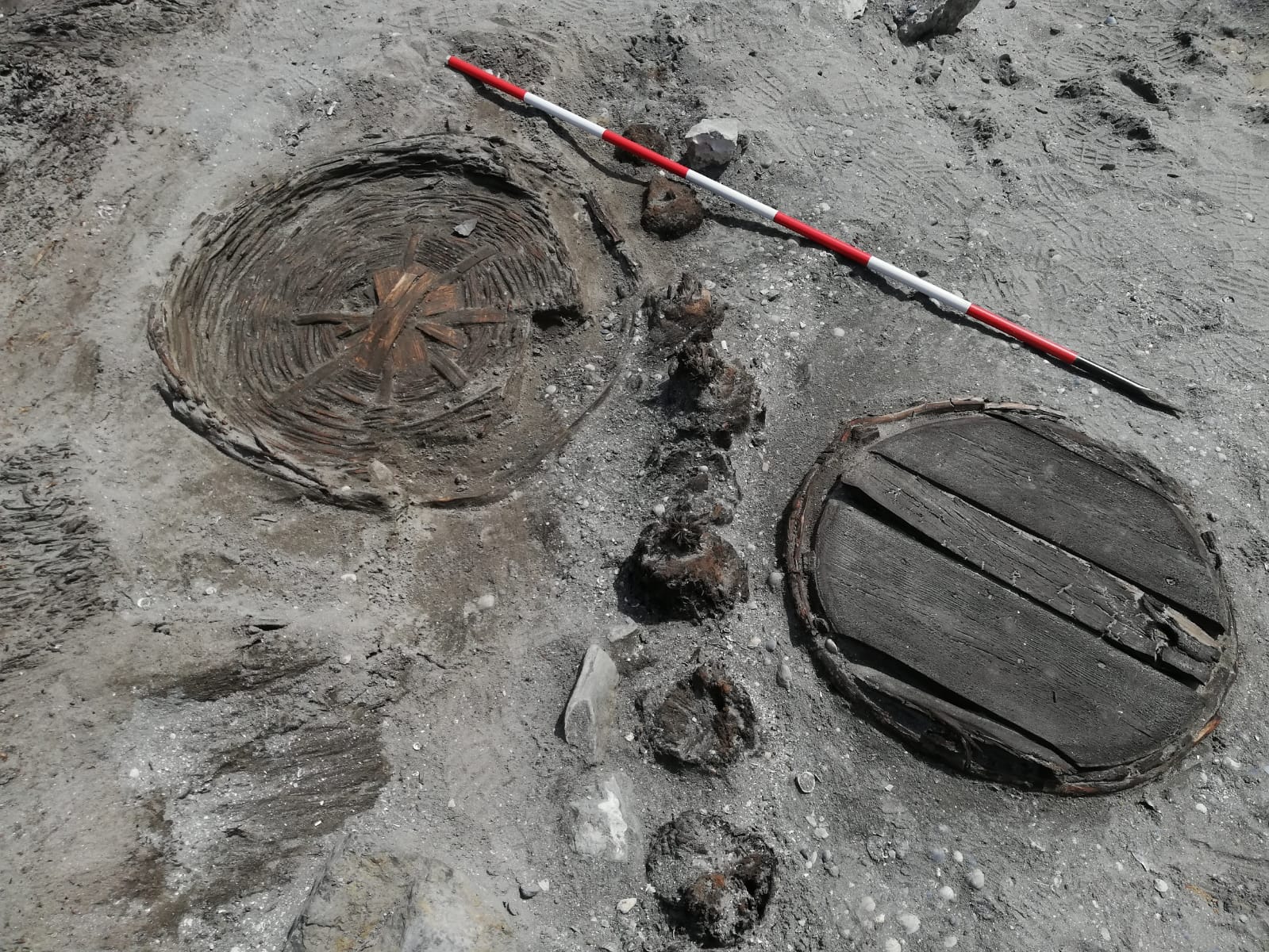 alberoni_sabap_scavi-strada-del-mare_cesti-di-vimini_foto-sabap-ve-lag