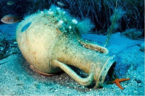 pantelleria_soprintendenza-del-mare_ricerche-subacquee_anfora_foto-regione-siciliana