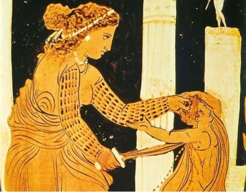 parigi_louvre_medea-infanticida_pittore-d-issione_anfora-da-cuma_foto-drm-calabria