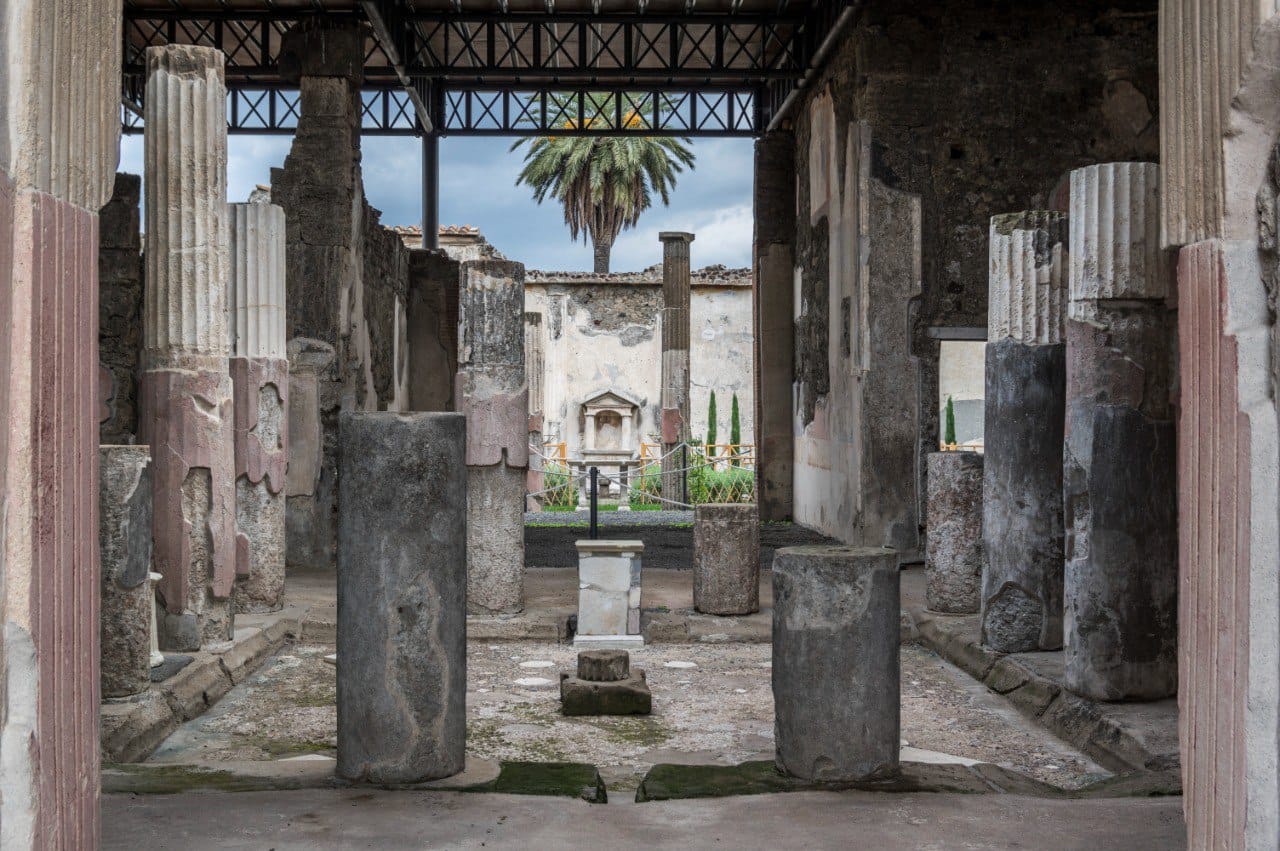 pompei_parco_Casa dei Dioscuri 5_atrio_foto-parco-archeologico-pompei