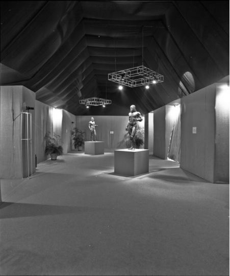 firenze_archeologico_mostra-i-bronzi-di-riace_salone-del-nicchio_foto-maf